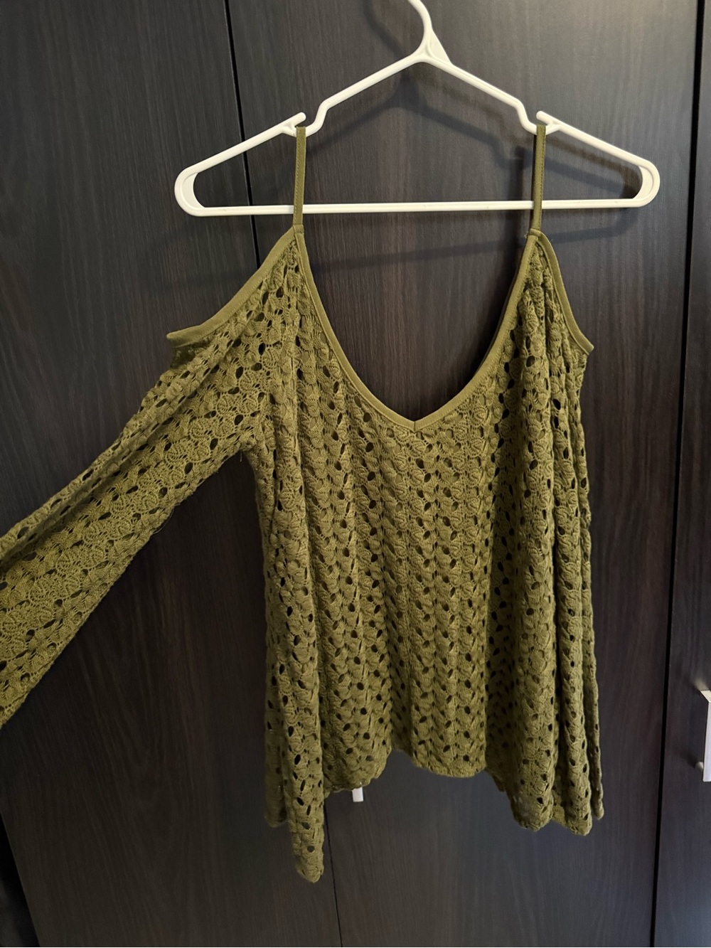 Lord & Taylor off the shoulder top - wmns med